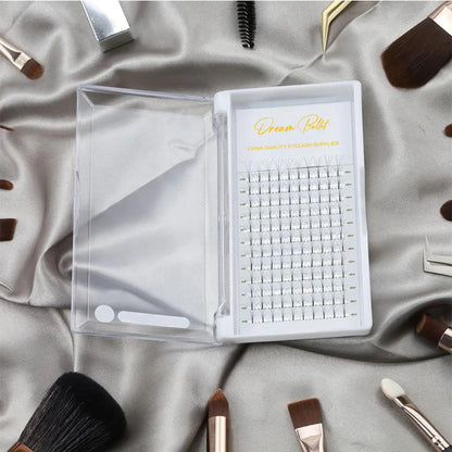 Αναβαθμίστε την υπηρεσία extension βλεφαρίδων σας με τα Premium Quality Volume Fans. Σχεδιασμένες για εφαρμογή τύπου Russian Volume, οι προ-κατασκευασμένες βεντάλιες 3D/5D προσφέρουν άμεσο, πλούσιο όγκο και μειώνουν δραστικά τον χρόνο εφαρμογής.

Το Κλειδ